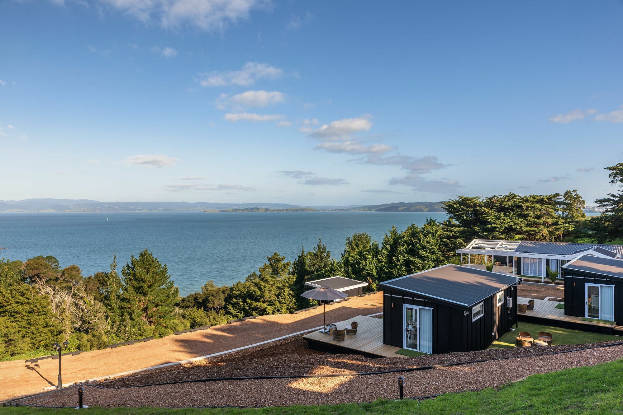 Woodside Bay Chalets Ostend Екстериор снимка